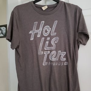 Hollister tshirt
